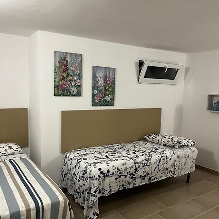 Perla Bianca Elite Villa Marina di Lizzano Exteriör bild